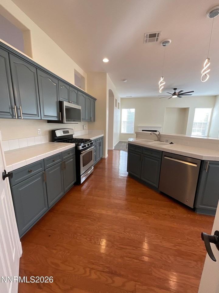3783 Big Dipper Ct - Photo 4 of 16