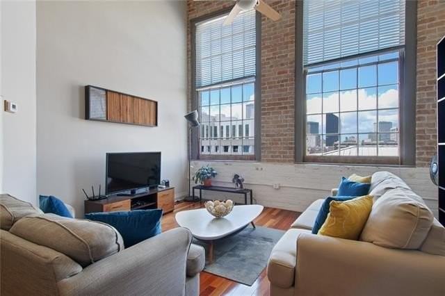 920 Poeyfarre St #430 - Photo 3 of 16