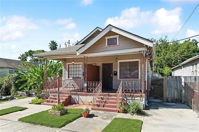 2222 Saint Roch Ave - Photo 2 of 15