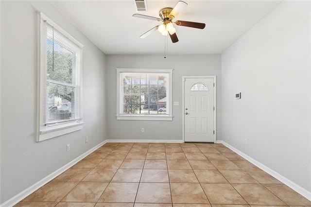 2222 Saint Roch Ave - Photo 4 of 15