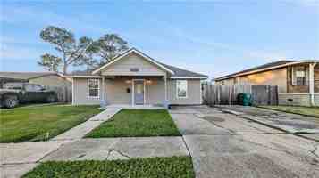 featured image of 528 Grovewood Dr