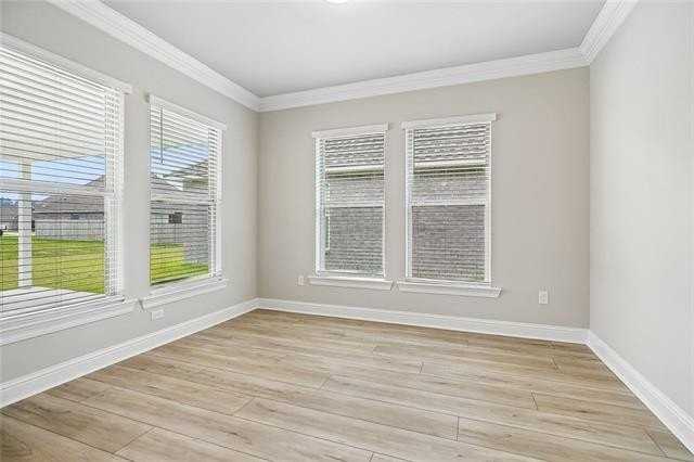 8862 Lyndanne Dr - Photo 5 of 15