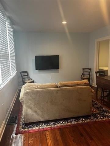 920 S Carrollton Ave #C - Photo 7 of 19