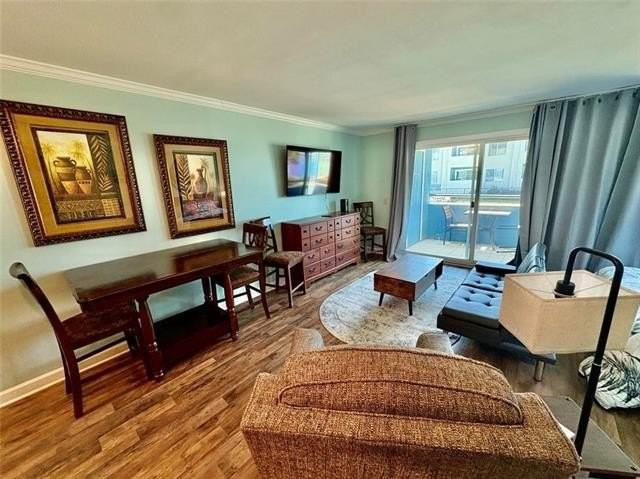 1490 Harbor Dr #108 - Photo 5 of 14