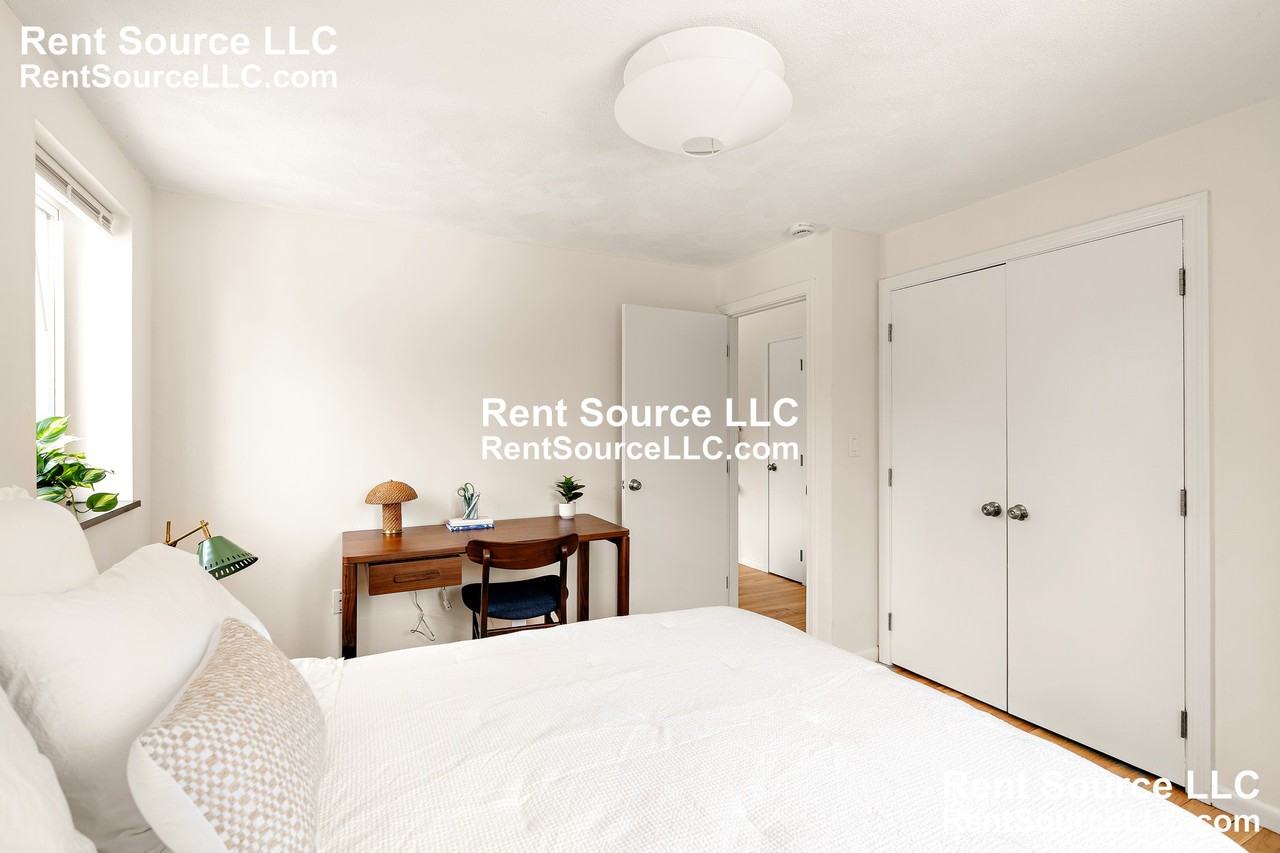 5 Centre St #32 - Photo 4 of 18