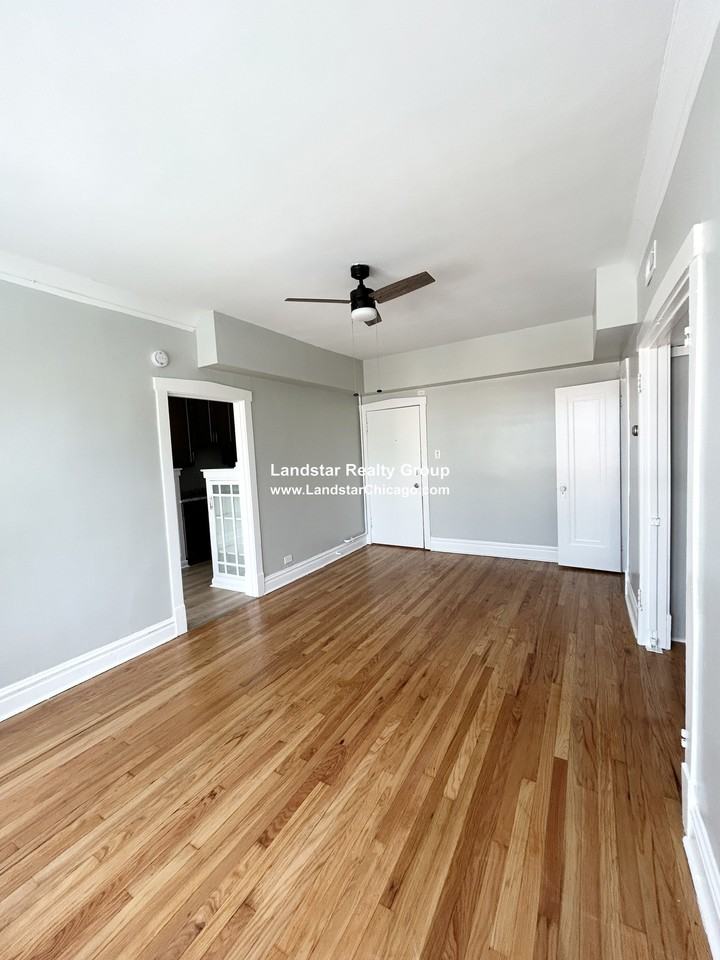 4735 N Monticello Ave #3B - Photo 6 of 10