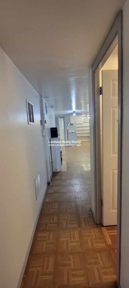 4816 W Grace St #G - Photo 3 of 15