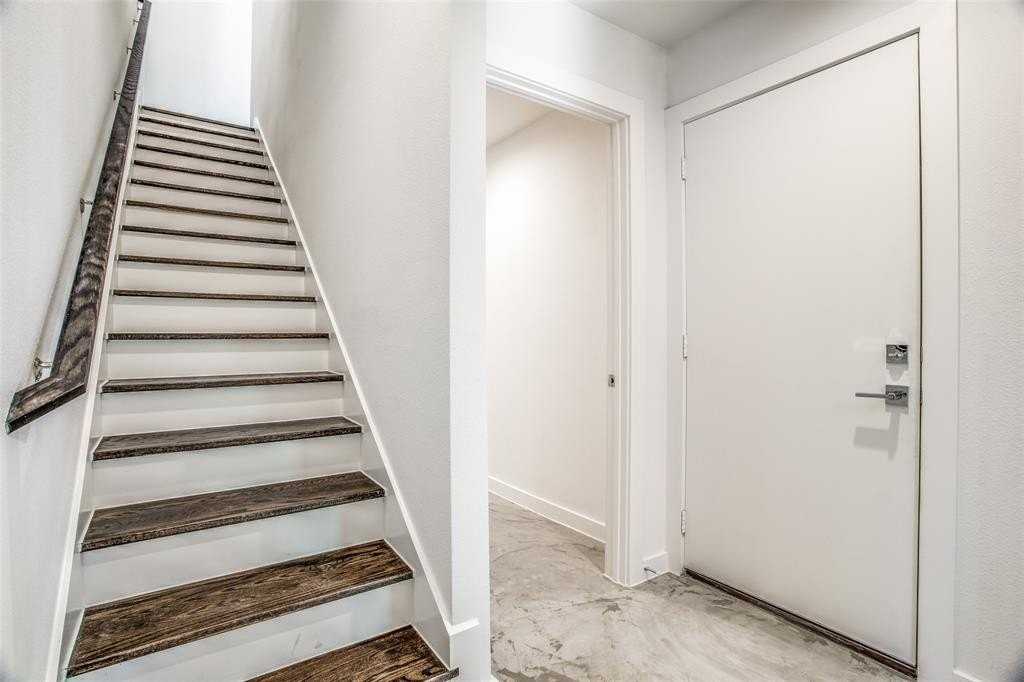 2180 Bennett Ave #303 - Photo 3 of 24