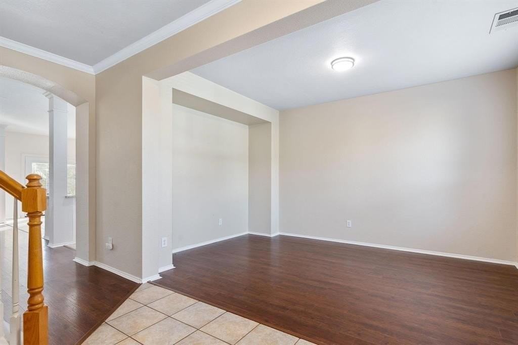 13236 Ridgepointe Rd - Photo 2 of 10