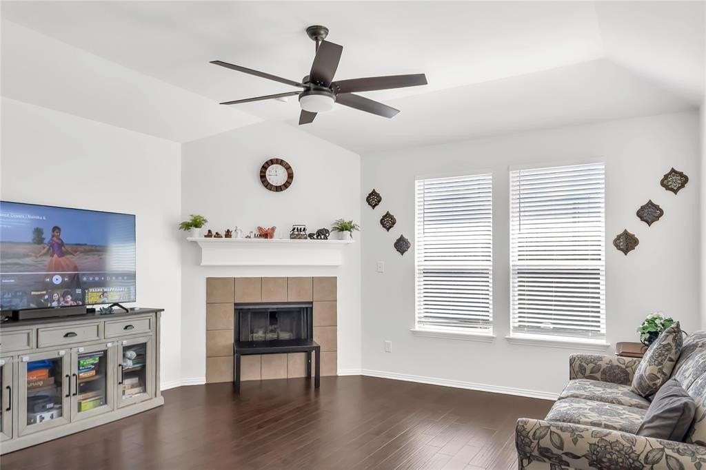 2708 Sunlight Dr - Photo 7 of 19