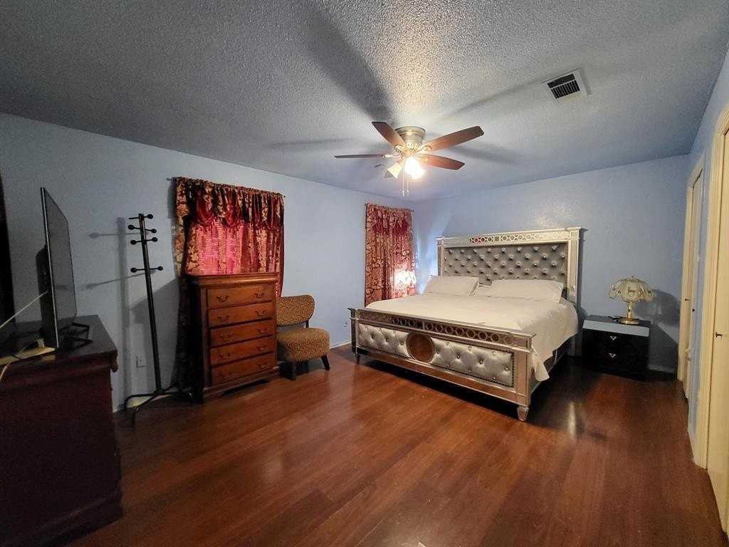 3320 Green Ridge St - Photo 6 of 20