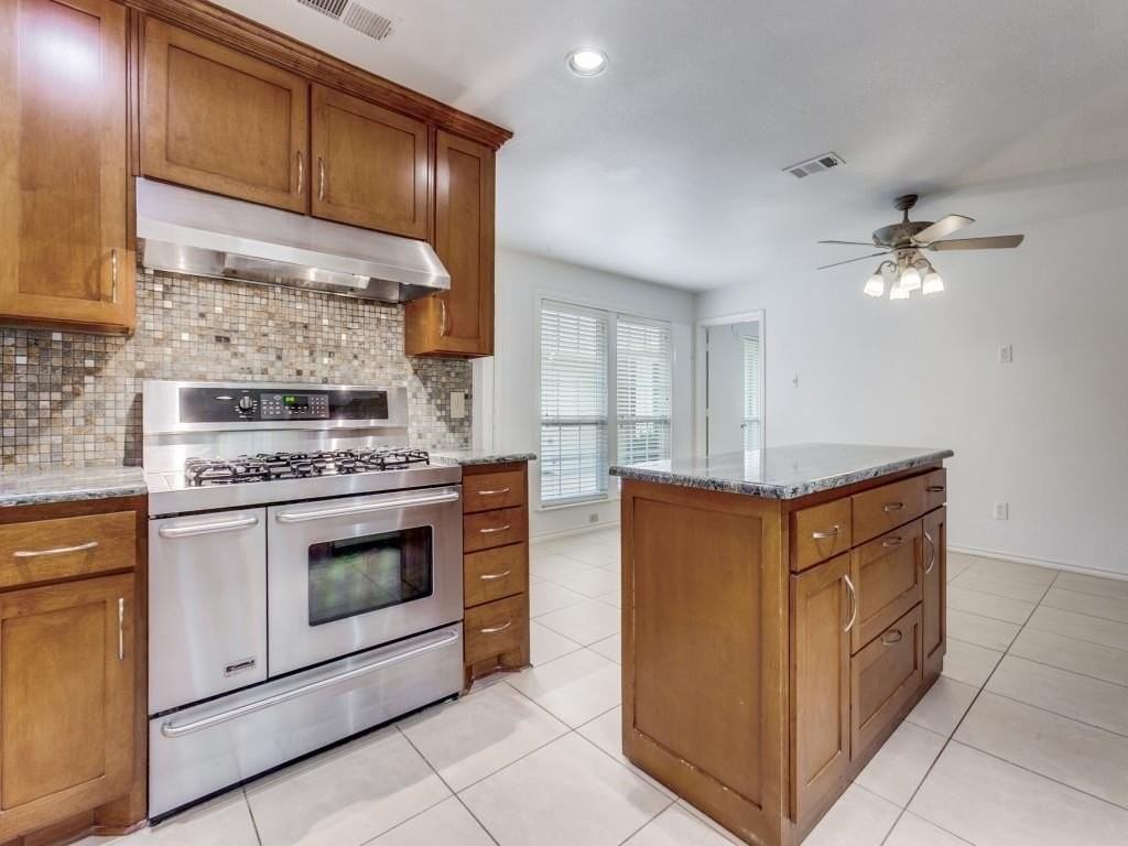 6608 Robin Willow Ct - Photo 6 of 26
