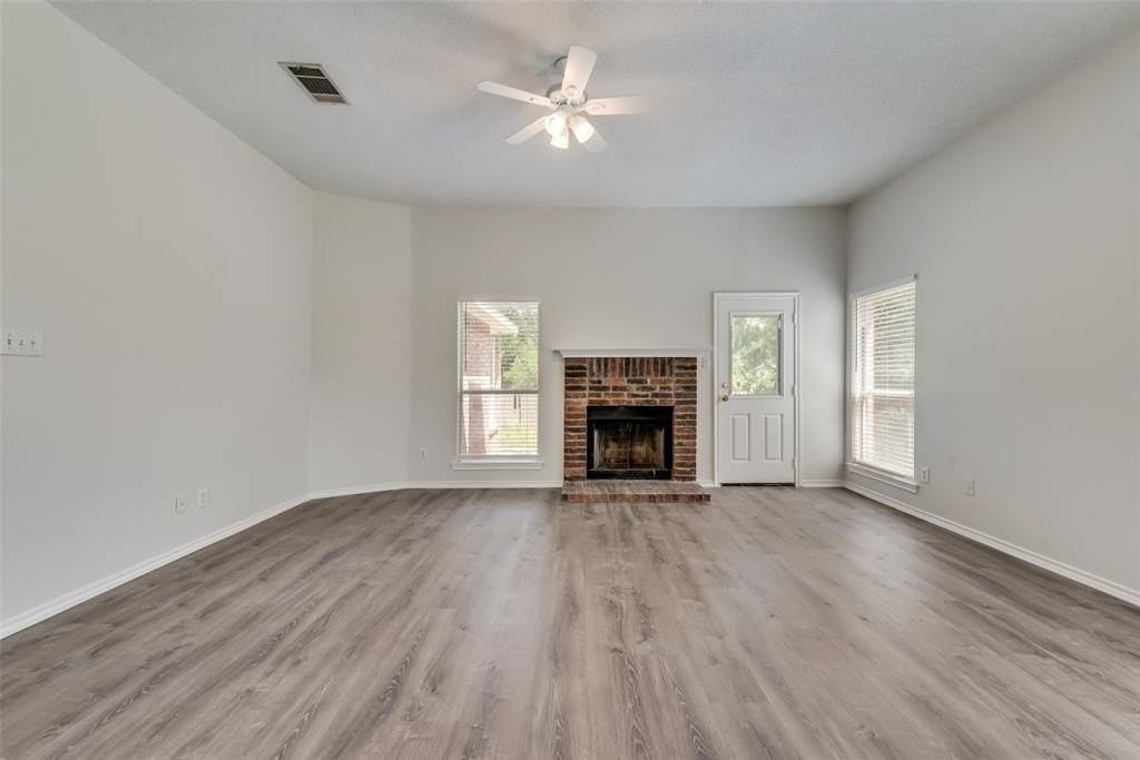 109 Brockway Dr - Photo 5 of 19