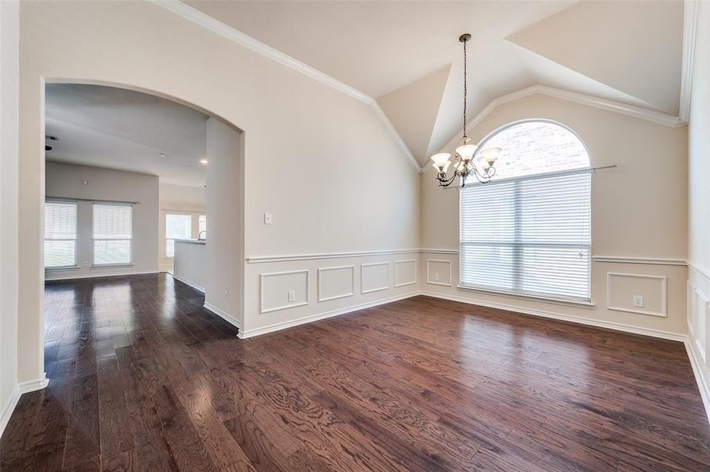 7816 Riverwalk Trl - Photo 7 of 31
