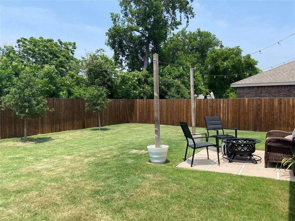 408 Westpark Dr - Photo 2 of 6