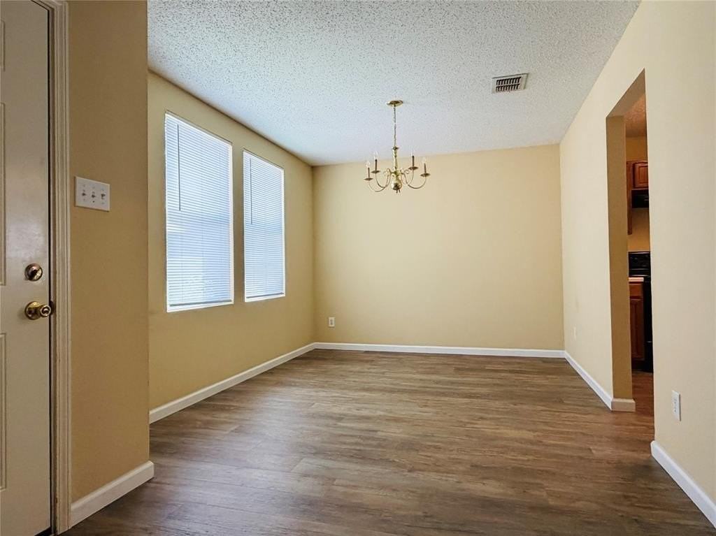 5700 Coldwater Dr - Photo 3 of 16