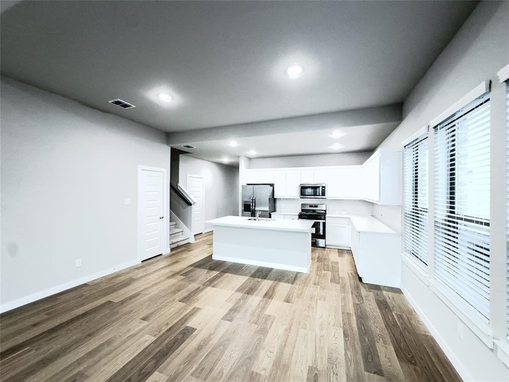 566 Silver Springs Ln - Photo 2 of 23