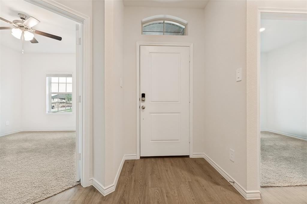 2632 Gladewater Rd - Photo 2 of 25