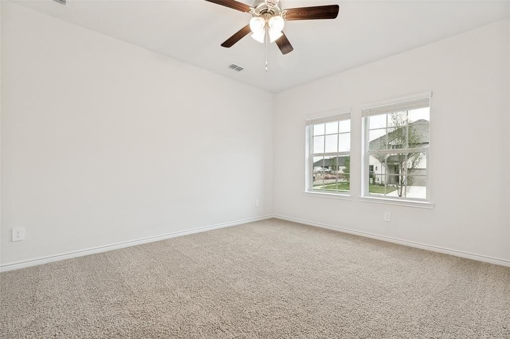2632 Gladewater Rd - Photo 3 of 25