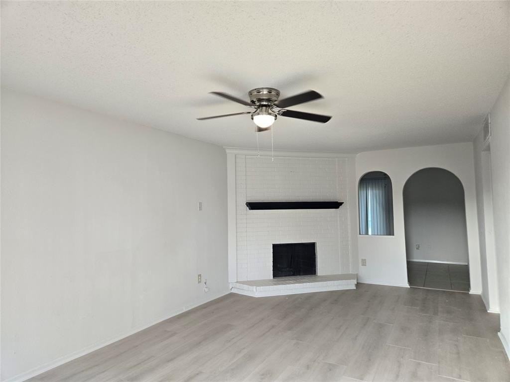 1617 Meridian Way - Photo 2 of 10