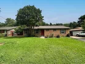 6461 Danbury Ln - Photo 1 of 1