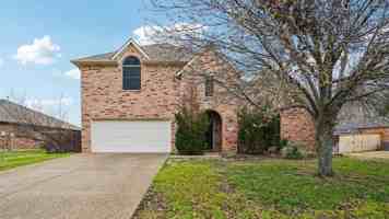 featured image of 313 Country Lakes Dr