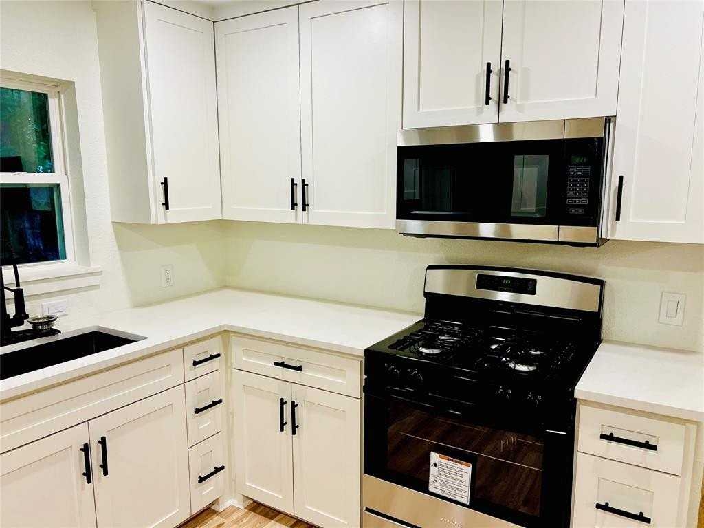 11220 Visalia Dr - Photo 4 of 25