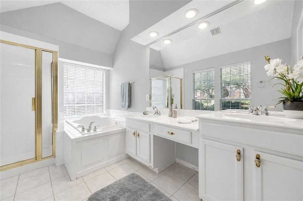 4304 Echomont Ln - Photo 6 of 7