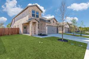 featured image of 1912 Scarlet Ln