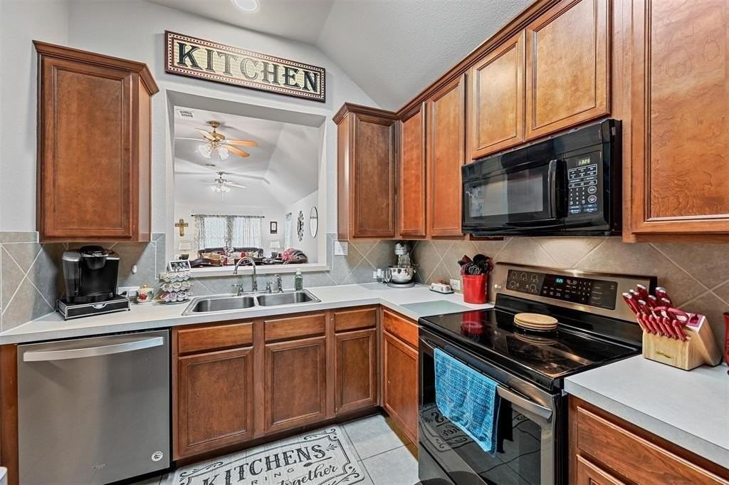 3505 Versante Dr - Photo 3 of 26