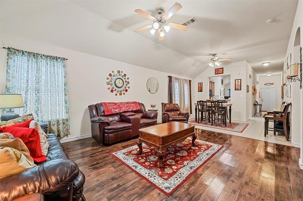 3505 Versante Dr - Photo 6 of 26