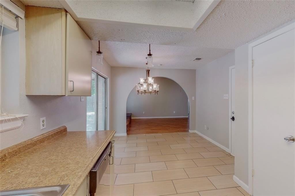 2307 Dartmouth Dr - Photo 6 of 21