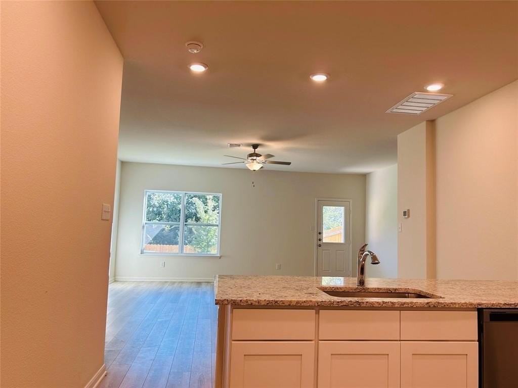 229 Marsh Ln - Photo 5 of 12