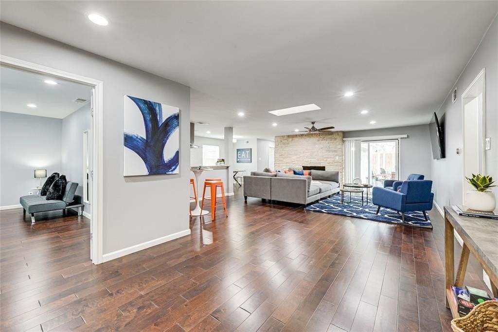 10040 Spokane Cir - Photo 5 of 34