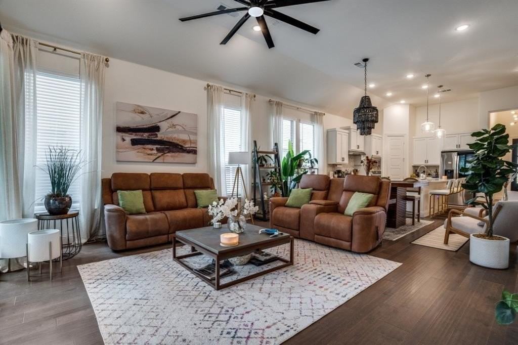 8205 Legacy Trl - Photo 4 of 11