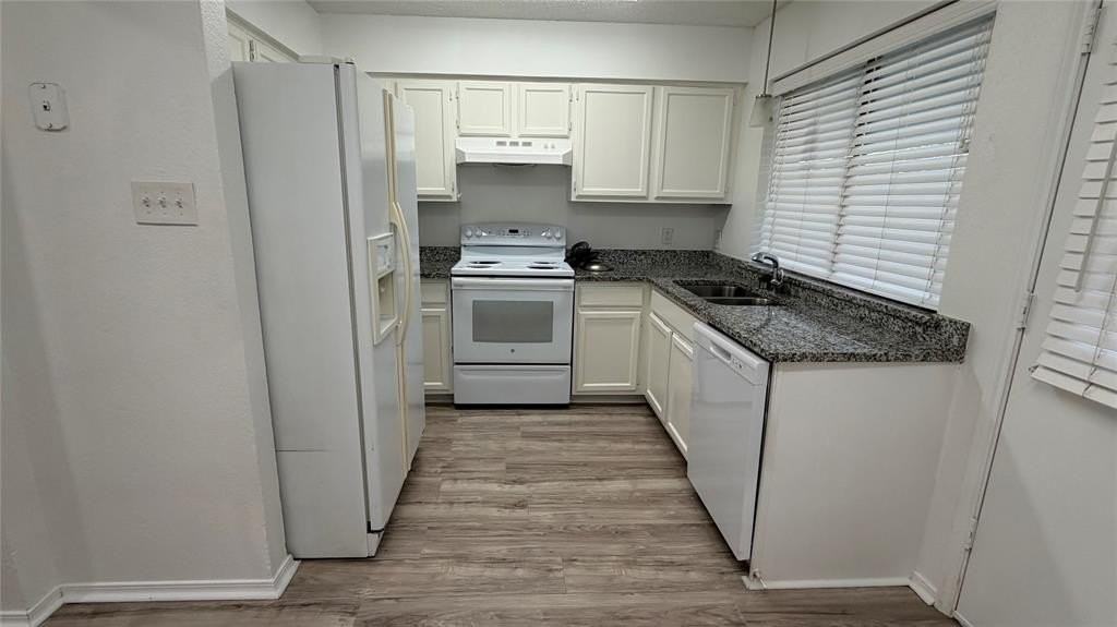 801 Bluebonnet Dr #B - Photo 4 of 8