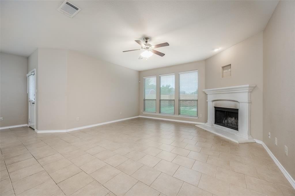 4512 Remuda Ln - Photo 3 of 12