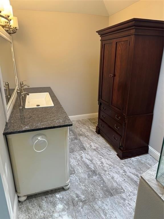 308 Aspenway Dr - Photo 5 of 11