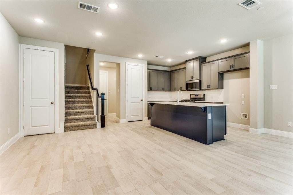 4712 Ladrillo Ln - Photo 3 of 23