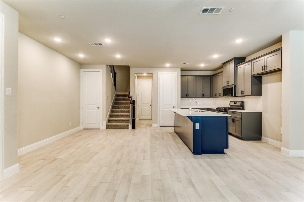 4712 Ladrillo Ln - Photo 4 of 23
