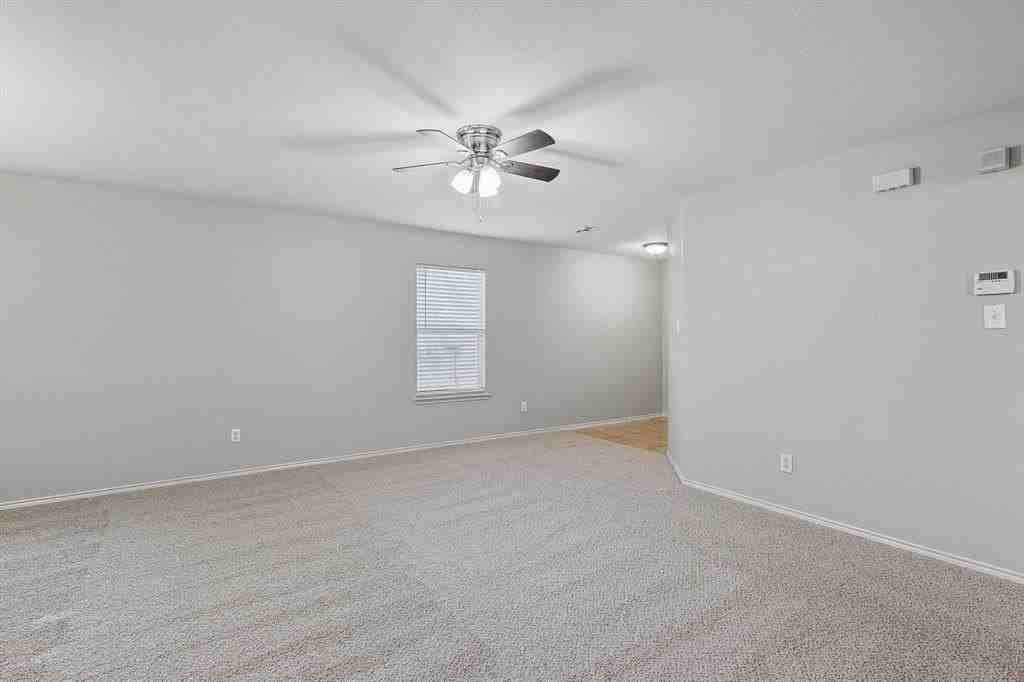 1724 Trego Dr - Photo 4 of 18