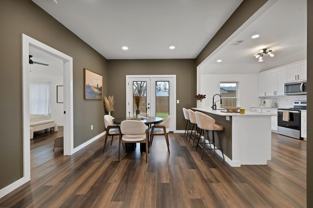 1907 Nomas St - Photo 1 of 1