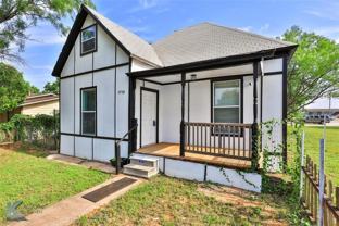 1710 Jameson St - Photo 1 of 1