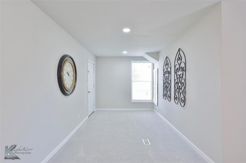 1710 Jameson St - Photo 2 of 35