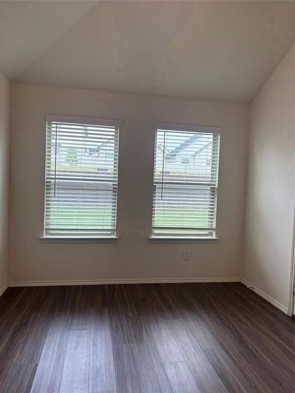 2065 Alamandine Ave - Photo 7 of 22