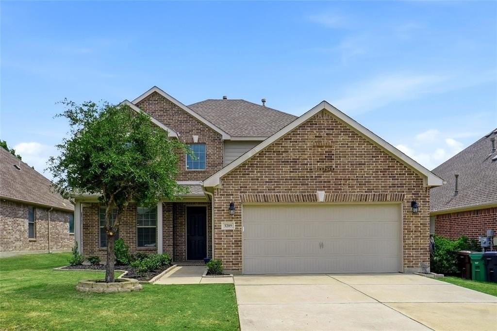 3209 Capetown Dr - Photo 2 of 32