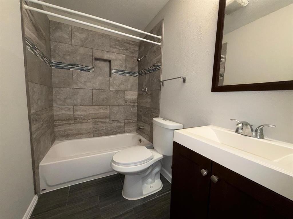 5073 Avery Ln - Photo 5 of 16
