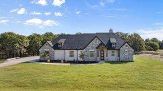 2057 Glenhollow Dr - Photo 1 of 1
