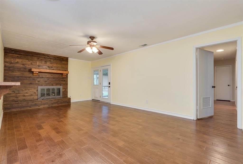 4105 Astoria St - Photo 6 of 31