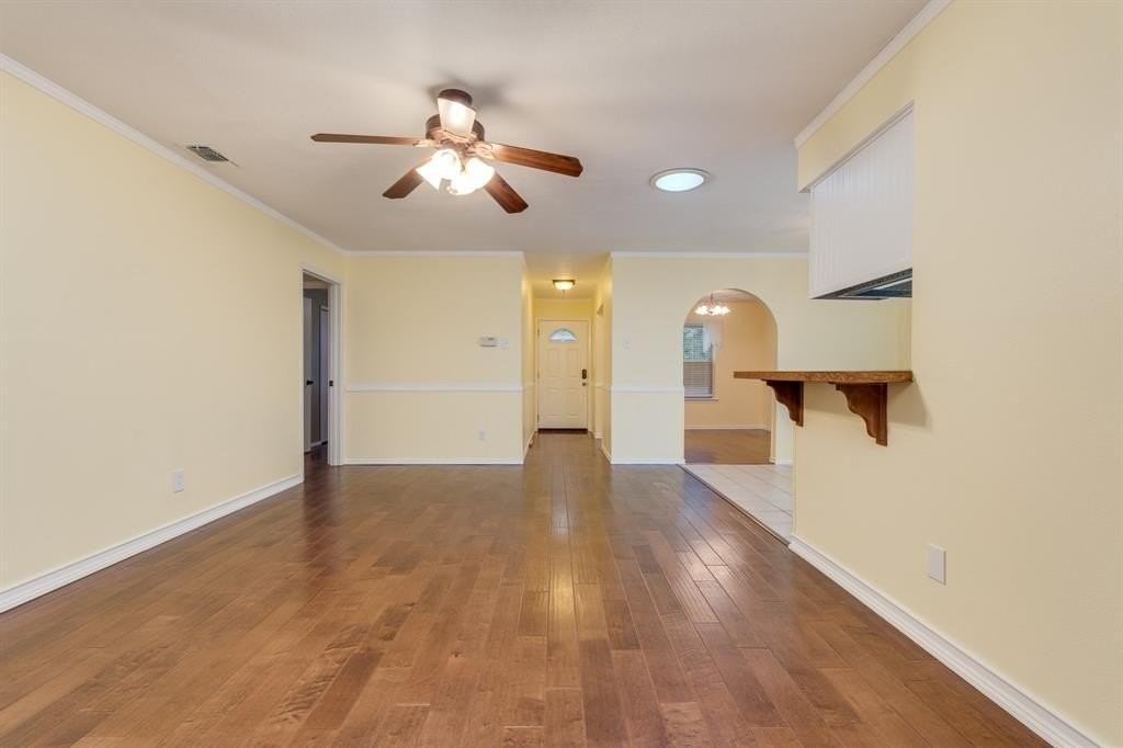 4105 Astoria St - Photo 7 of 31